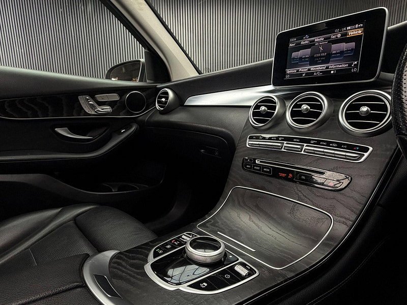 Mercedes-Benz GLC 2.1 GLC220d Sport (Premium) G-Tronic+ 4MATIC Euro 6 (s/s) 5dr 5dr Automatic 2026