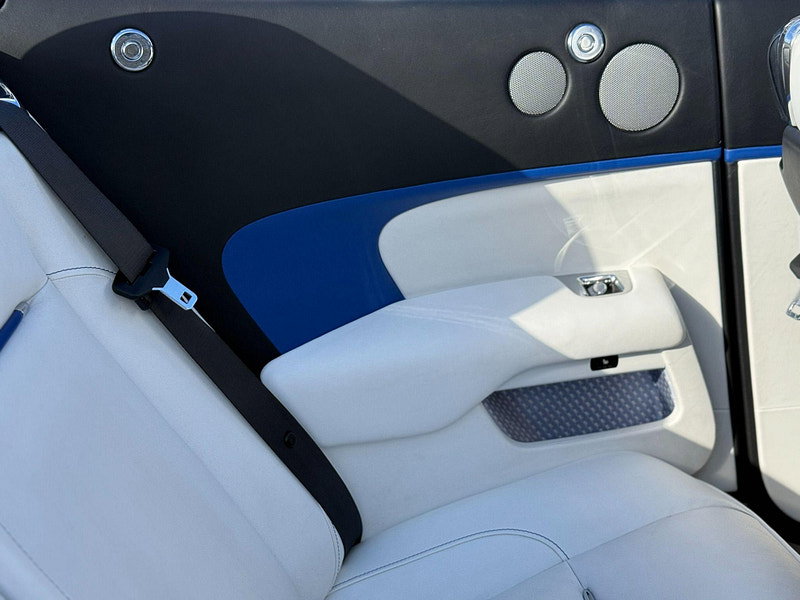 Rolls-Royce Dawn 6.6 V12 Auto Euro 6 2dr 2dr Automatic 2026
