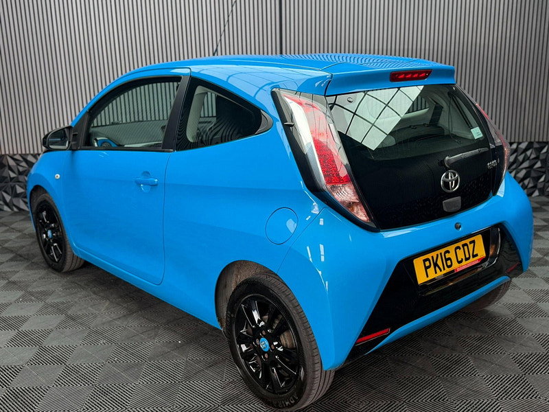 Toyota Aygo 1.0 VVT-i x-cite (INstyle pack) Euro 6 3dr 3dr Manual 2026