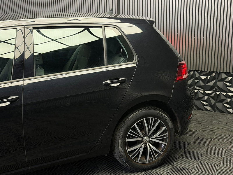 Volkswagen Golf 1.0 TSI SE Euro 6 (s/s) 5dr 5dr Manual 2026
