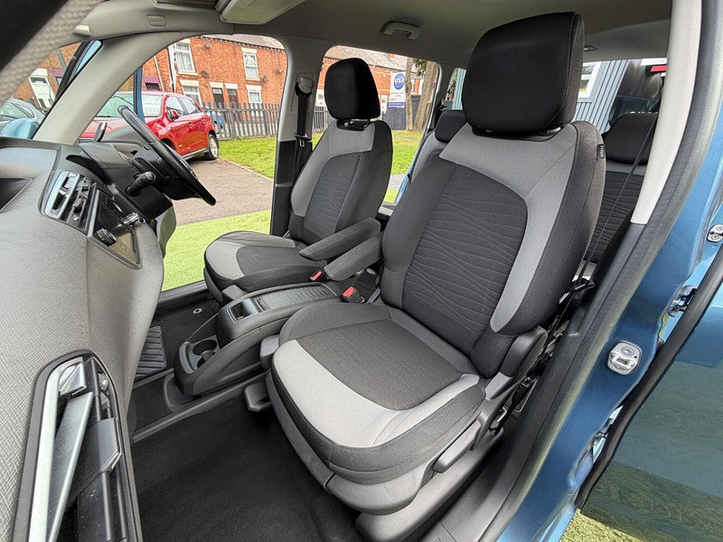 Citroen Grand C4 Picasso 1.6 e-HDi Airdream Exclusive MPV 5dr Diesel ETG6 Euro 5 (s/s) (115 ps) 5dr Automatic 2026