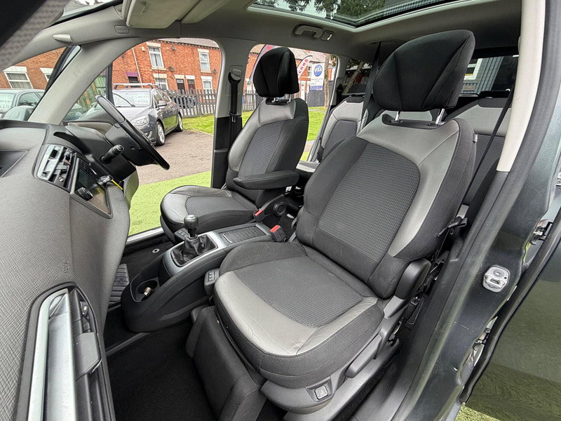 Citroen Grand C4 Picasso 1.6 e-HDi Airdream Exclusive+ MPV 5dr Diesel Manual Euro 5 (s/s) (115 ps) 5dr Manual 2026
