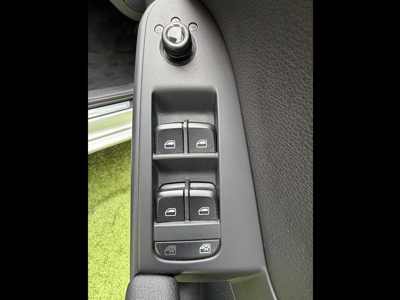 Audi A4 2.0 TDIe Technik Saloon 4dr Diesel Manual Euro 5 (s/s) (136 ps) 4dr Manual 2026
