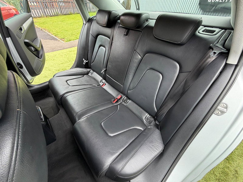 Audi A4 2.0 TDIe Technik Saloon 4dr Diesel Manual Euro 5 (s/s) (136 ps) 4dr Manual 2026