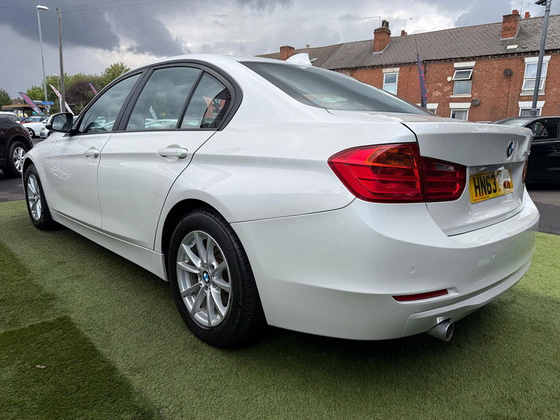 BMW 3 Series 2.0 320d ED EfficientDynamics Business Saloon 4dr Diesel Manual Euro 5 (s/s) (163 ps) 4dr Manual 2026
