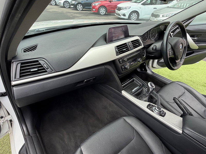 BMW 3 Series 2.0 320d ED EfficientDynamics Business Saloon 4dr Diesel Manual Euro 5 (s/s) (163 ps) 4dr Manual 2026