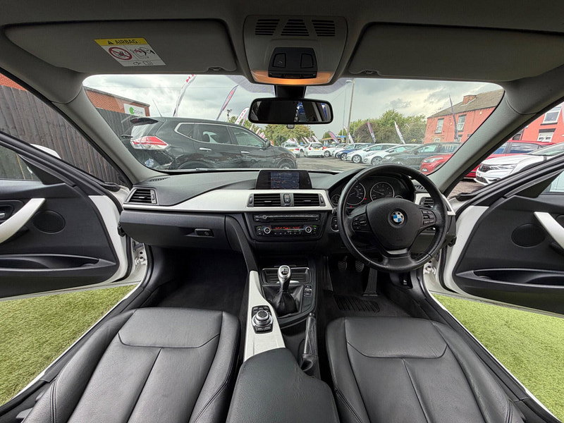 BMW 3 Series 2.0 320d ED EfficientDynamics Business Saloon 4dr Diesel Manual Euro 5 (s/s) (163 ps) 4dr Manual 2026