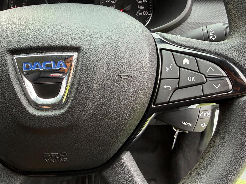 Dacia Sandero 1.0 SCe Essential Hatchback 5dr Petrol Manual Euro 6 (s/s) (65 ps) 5dr Manual 2026