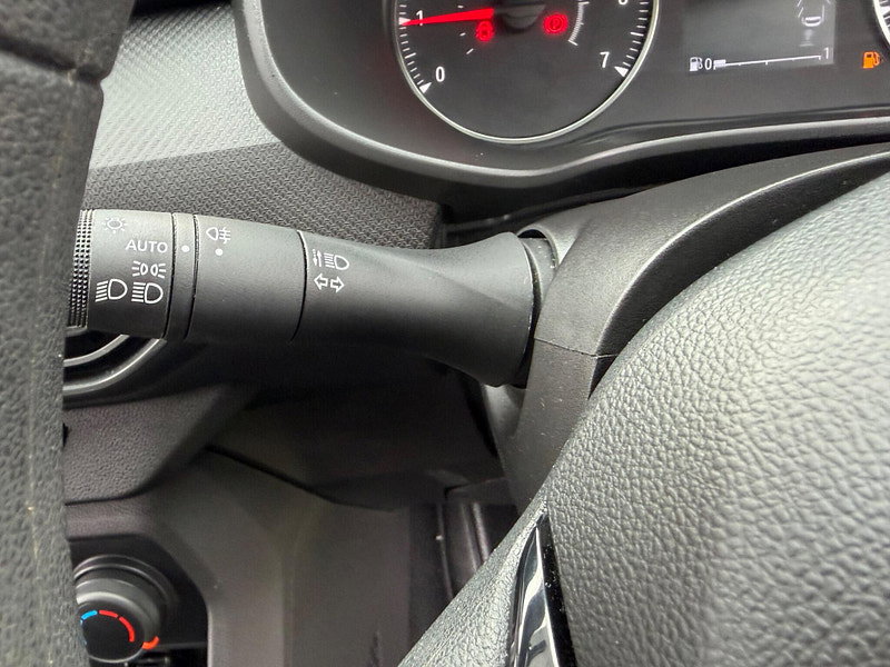 Dacia Sandero 1.0 SCe Essential Hatchback 5dr Petrol Manual Euro 6 (s/s) (65 ps) 5dr Manual 2026