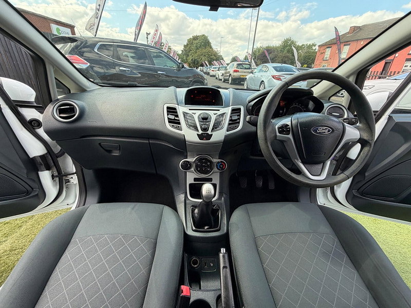 Ford Fiesta 1.25 Edge Hatchback 5dr Petrol Manual (124 g/km, 59 bhp) 5dr Manual 2026