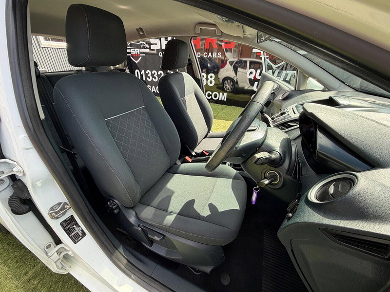 Ford Fiesta 1.25 Edge Hatchback 5dr Petrol Manual (124 g/km, 59 bhp) 5dr Manual 2026