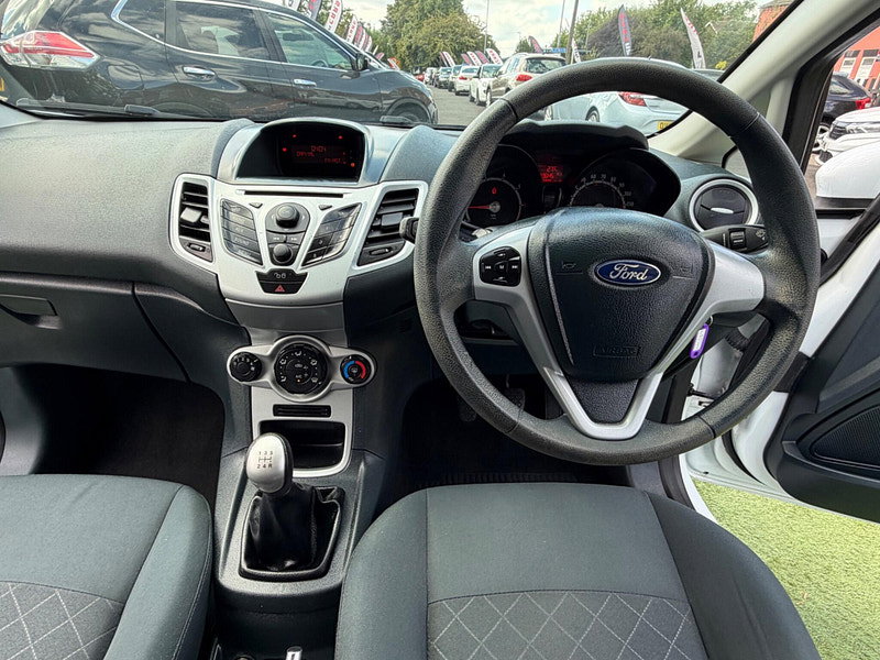 Ford Fiesta 1.25 Edge Hatchback 5dr Petrol Manual (124 g/km, 59 bhp) 5dr Manual 2026
