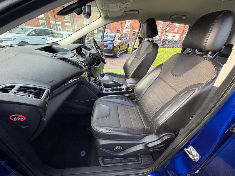 Ford Kuga 2.0 TDCi Titanium SUV 5dr Diesel Manual 2WD Euro 6 (s/s) (150 ps) 5dr Manual 2026
