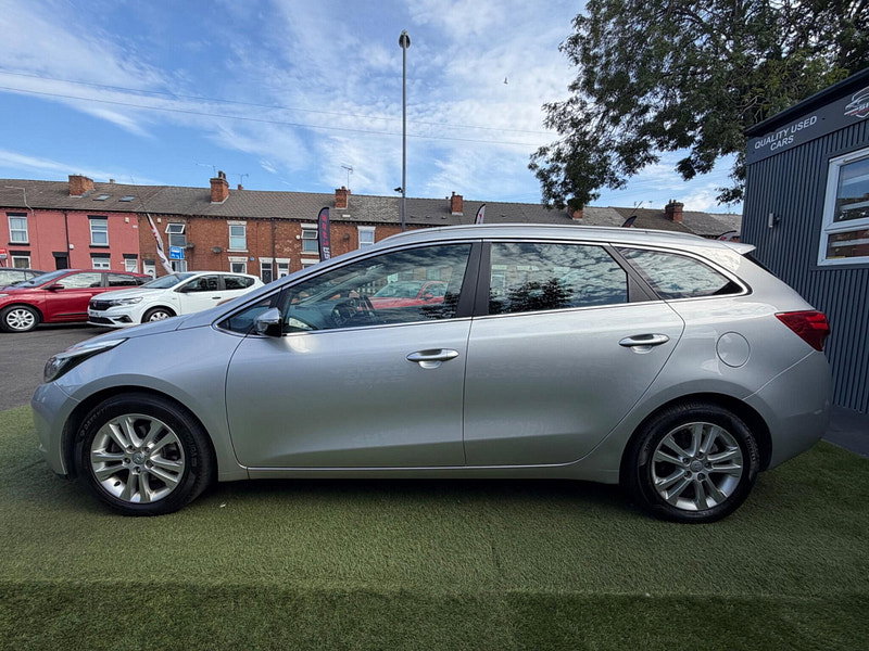 Kia Ceed 1.6 CRDi 2 Sportswagon 5dr Diesel Auto Euro 5 (126 bhp) 5dr Automatic 2026
