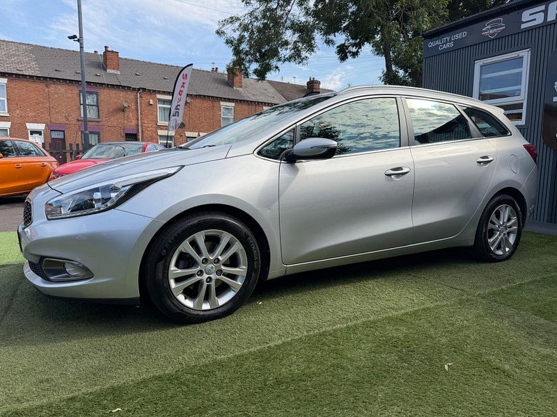Kia Ceed 1.6 CRDi 2 Sportswagon 5dr Diesel Auto Euro 5 (126 bhp) 5dr Automatic 2026