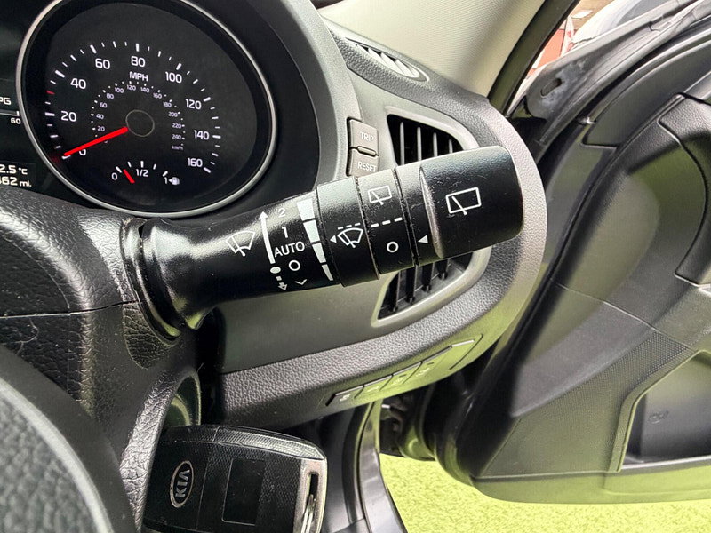 Kia Sportage 1.7 CRDi EcoDynamics 3 SUV 5dr Diesel Manual 2WD Euro 6 (s/s) (114 bhp) 5dr Manual 2026