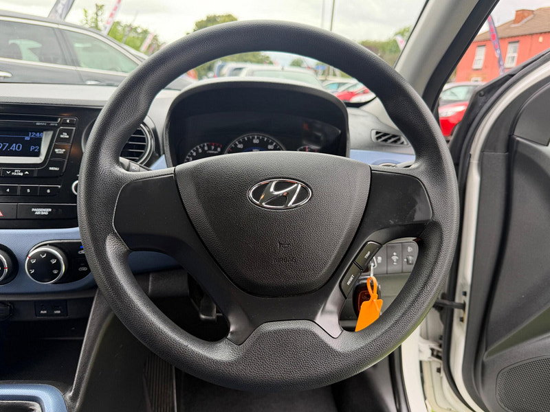 Hyundai I10 1.0 SE Hatchback 5dr Petrol Manual Euro 5 (66 ps) 5dr Manual 2026