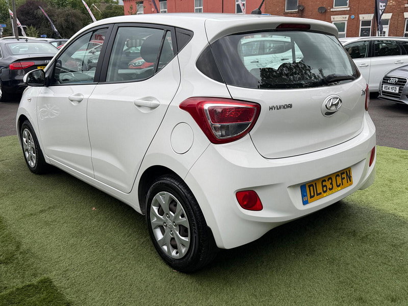 Hyundai I10 1.0 SE Hatchback 5dr Petrol Manual Euro 5 (66 ps) 5dr Manual 2026