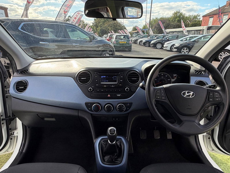 Hyundai I10 1.0 SE Hatchback 5dr Petrol Manual Euro 5 (66 ps) 5dr Manual 2026