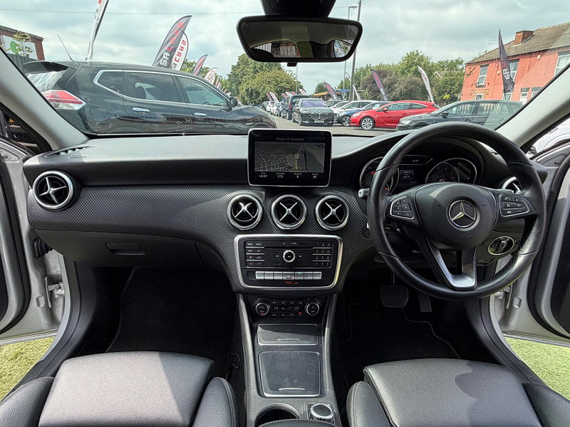 Mercedes-Benz A Class 1.6 A180 Sport (Executive) Hatchback 5dr Petrol 7G-DCT Euro 6 (s/s) (122 ps) 5dr Automatic 2026