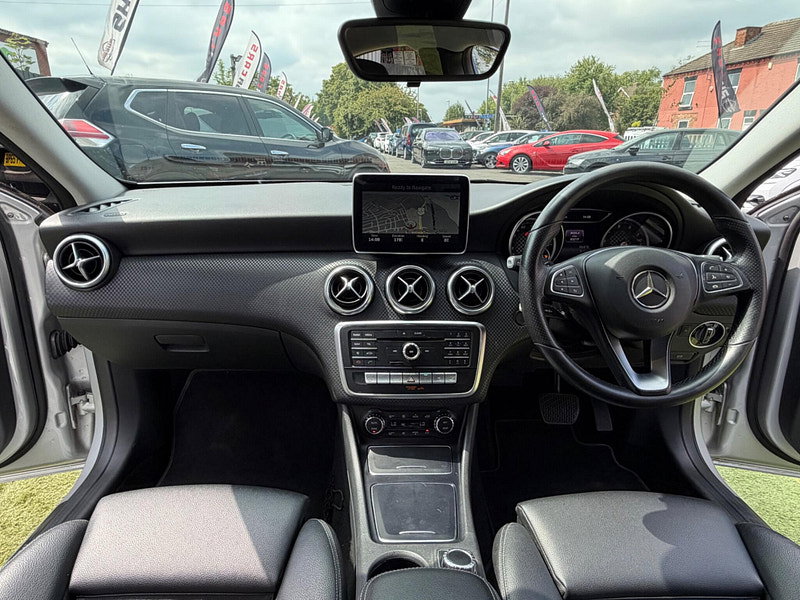 Mercedes-Benz A Class 1.6 A180 Sport (Executive) Hatchback 5dr Petrol 7G-DCT Euro 6 (s/s) (122 ps) 5dr Automatic 2026