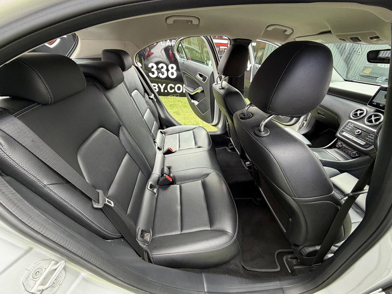 Mercedes-Benz A Class 1.6 A180 Sport (Executive) Hatchback 5dr Petrol 7G-DCT Euro 6 (s/s) (122 ps) 5dr Automatic 2026