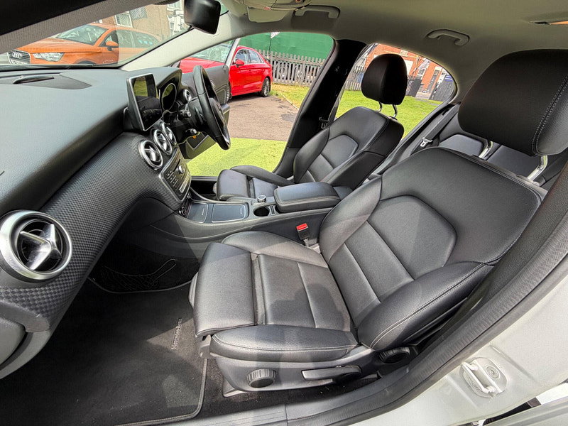 Mercedes-Benz A Class 1.6 A180 Sport (Executive) Hatchback 5dr Petrol 7G-DCT Euro 6 (s/s) (122 ps) 5dr Automatic 2026