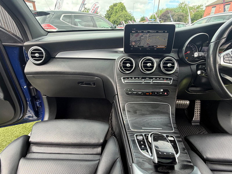 Mercedes-Benz GLC 2.1 GLC250d AMG Line (Premium Plus) SUV 5dr Diesel G-Tronic 4MATIC Euro 6 (s/s) (204 ps) 5dr Automatic 2026