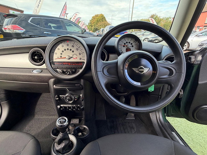 MINI Hatch 1.6 Cooper Hatchback 3dr Petrol Manual Euro 5 (s/s) (122 ps) 3dr Manual 2026