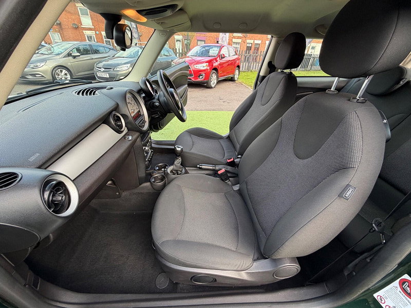 MINI Hatch 1.6 Cooper Hatchback 3dr Petrol Manual Euro 5 (s/s) (122 ps) 3dr Manual 2026