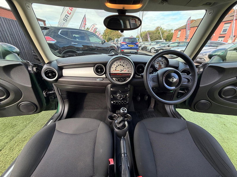MINI Hatch 1.6 Cooper Hatchback 3dr Petrol Manual Euro 5 (s/s) (122 ps) 3dr Manual 2026