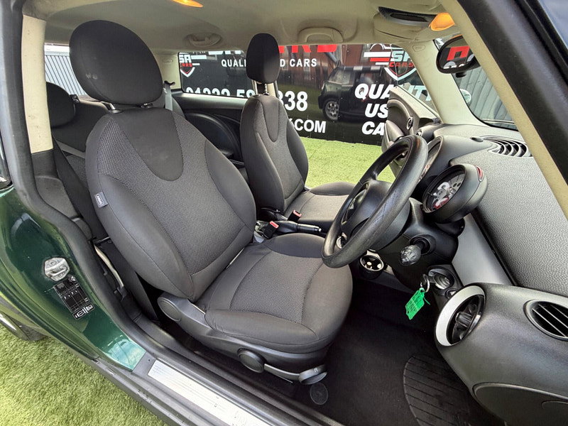 MINI Hatch 1.6 Cooper Hatchback 3dr Petrol Manual Euro 5 (s/s) (122 ps) 3dr Manual 2026