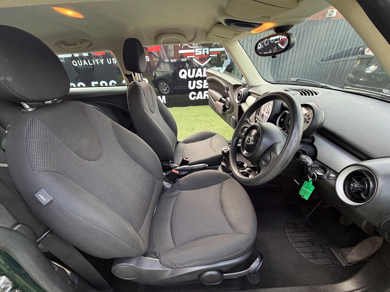 MINI Hatch 1.6 Cooper Hatchback 3dr Petrol Manual Euro 5 (s/s) (122 ps) 3dr Manual 2026