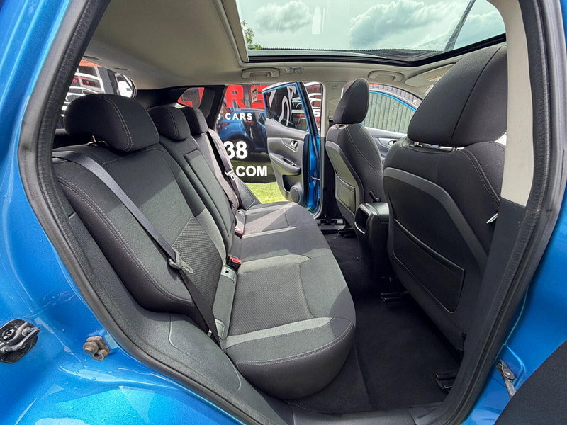Nissan Qashqai 1.3 DIG-T N-Connecta SUV 5dr Petrol Manual Euro 6 (s/s) (140 ps) 5dr Manual 2026