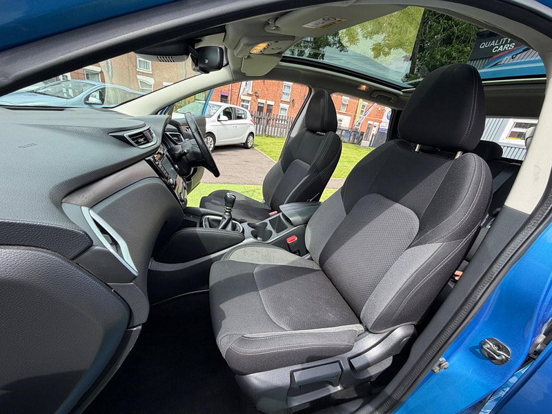 Nissan Qashqai 1.3 DIG-T N-Connecta SUV 5dr Petrol Manual Euro 6 (s/s) (140 ps) 5dr Manual 2026