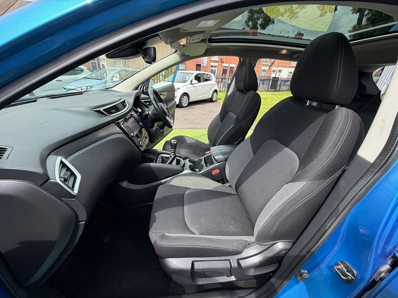 Nissan Qashqai 1.3 DIG-T N-Connecta SUV 5dr Petrol Manual Euro 6 (s/s) (140 ps) 5dr Manual 2026
