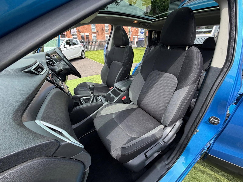 Nissan Qashqai 1.3 DIG-T N-Connecta SUV 5dr Petrol Manual Euro 6 (s/s) (140 ps) 5dr Manual 2026