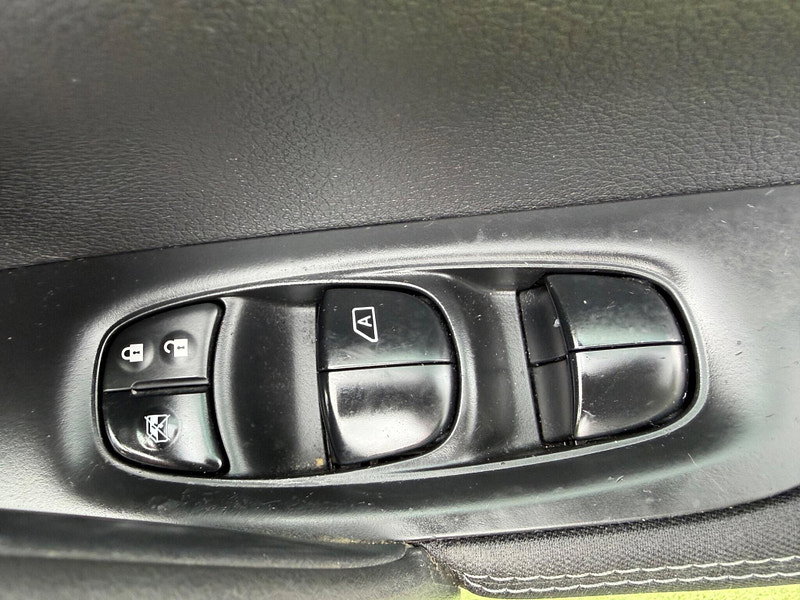 Nissan Qashqai 1.5 dCi N-Connecta SUV 5dr Diesel Manual 2WD Euro 6 (s/s) (110 ps) 5dr Manual 2026