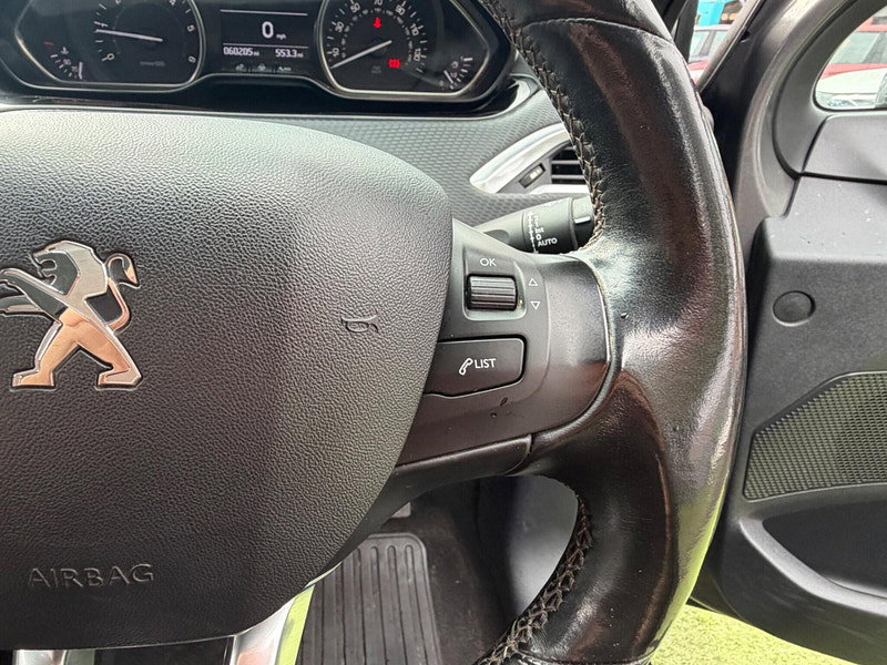 Peugeot 2008 1.6 BlueHDi Allure SUV 5dr Diesel Manual Euro 6 (s/s) (100 ps) 5dr Manual 2026