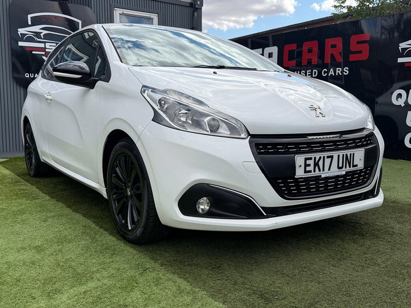 Peugeot 208 1.2 PureTech Black Edition Hatchback 3dr Petrol Manual Euro 6 (82 ps) 3dr Manual 2026