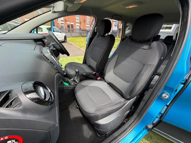 Renault Captur 1.5 dCi ENERGY Dynamique Nav SUV 5dr Diesel Manual Euro 6 (s/s) (90 ps) 5dr Manual 2026