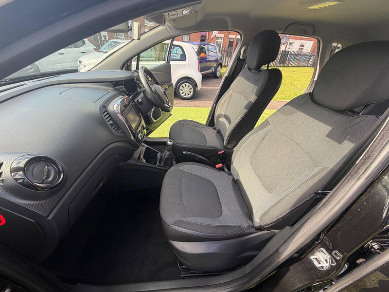 Renault Captur 1.5 dCi ENERGY Dynamique S Nav SUV 5dr Diesel Manual Euro 6 (s/s) (110 ps) 5dr Manual 2026