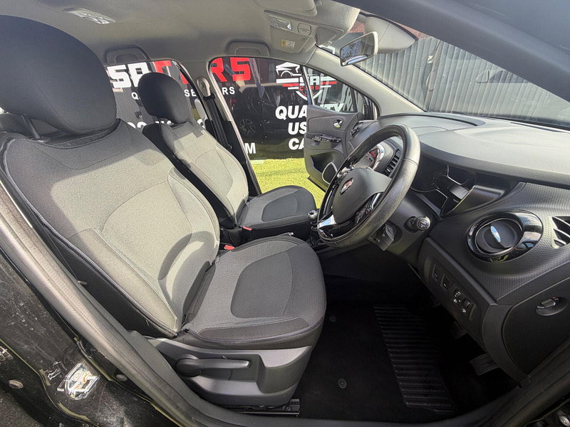 Renault Captur 1.5 dCi ENERGY Dynamique S Nav SUV 5dr Diesel Manual Euro 6 (s/s) (110 ps) 5dr Manual 2026