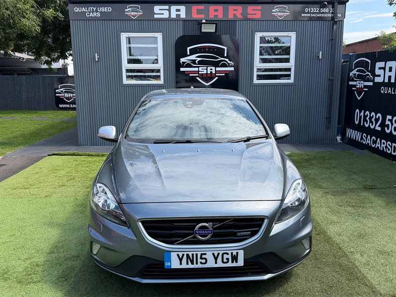 Volvo V40 1.6 D2 R-Design Nav Hatchback 5dr Diesel Manual Euro 5 (s/s) (115 ps) 5dr Manual 2026