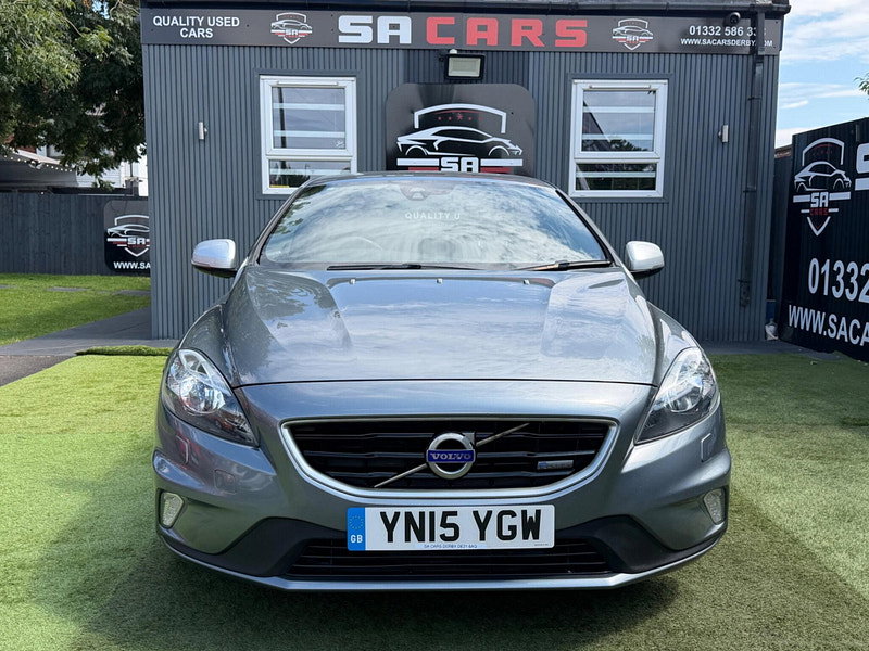 Volvo V40 1.6 D2 R-Design Nav Hatchback 5dr Diesel Manual Euro 5 (s/s) (115 ps) 5dr Manual 2026