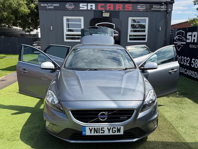 Volvo V40 1.6 D2 R-Design Nav Hatchback 5dr Diesel Manual Euro 5 (s/s) (115 ps) 5dr Manual 2026