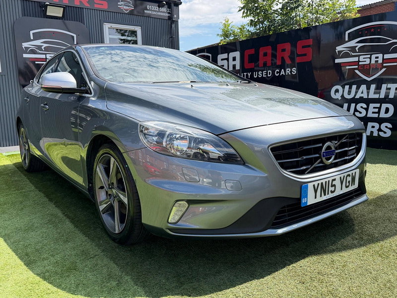 Volvo V40 1.6 D2 R-Design Nav Hatchback 5dr Diesel Manual Euro 5 (s/s) (115 ps) 5dr Manual 2026