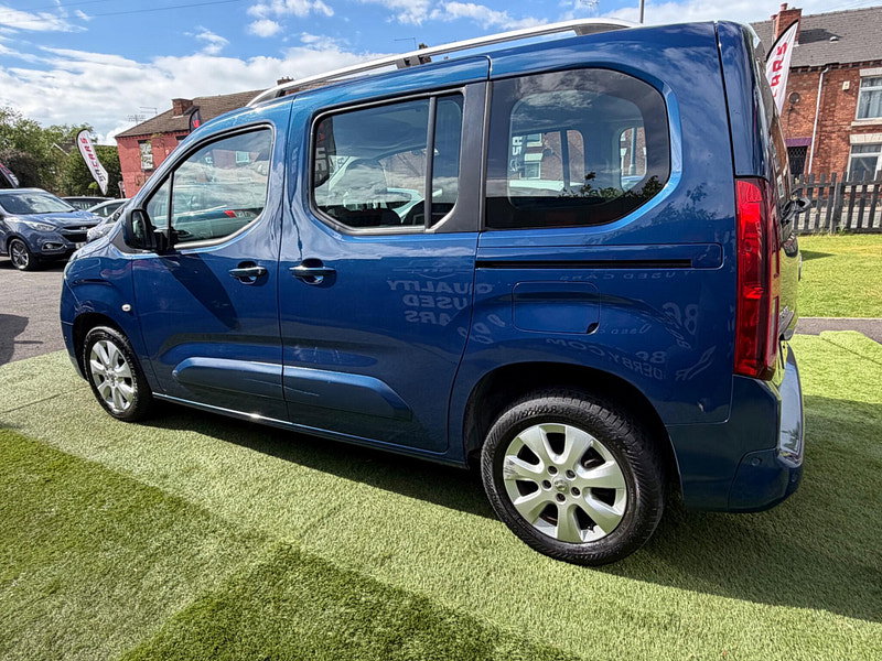 Vauxhall Combo Life 1.5 Turbo D BlueInjection Energy MPV 5dr Diesel Manual Euro 6 (s/s) (7 Seat) (100 ps) 5dr Manual 2026