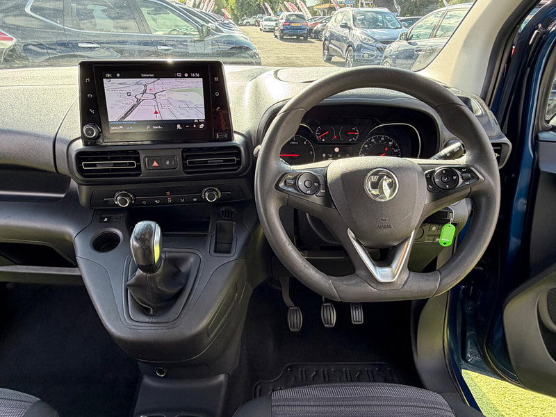 Vauxhall Combo Life 1.5 Turbo D BlueInjection Energy MPV 5dr Diesel Manual Euro 6 (s/s) (7 Seat) (100 ps) 5dr Manual 2026