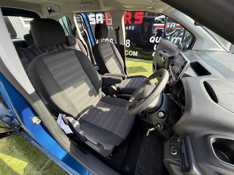 Vauxhall Combo Life 1.5 Turbo D BlueInjection Energy MPV 5dr Diesel Manual Euro 6 (s/s) (7 Seat) (100 ps) 5dr Manual 2026